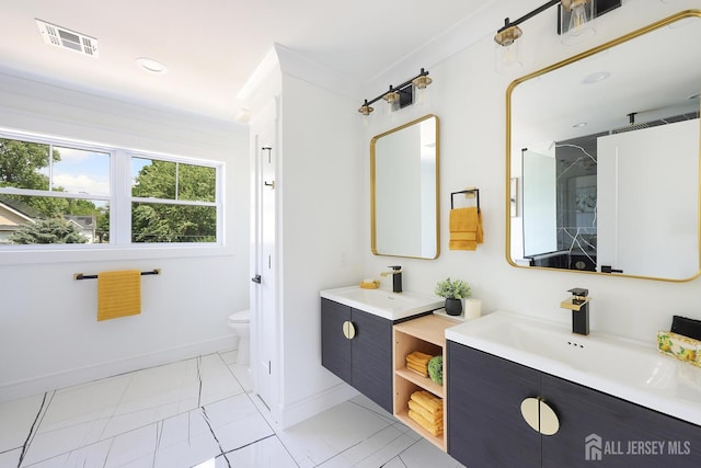 14 Thomasine St, Edison, NJ 08817 - full bath with two vanities and a shower