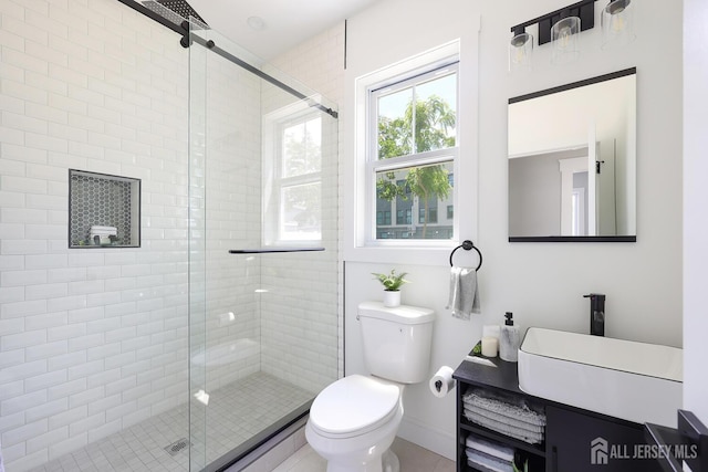 14 Thomasine St, Edison, NJ 08817 - full bath with a shower stall and vanity