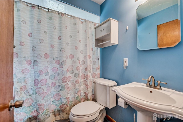 108 Smith St, South Plainfield, NJ 07080 - full bathroom featuring toilet and a shower with curtain