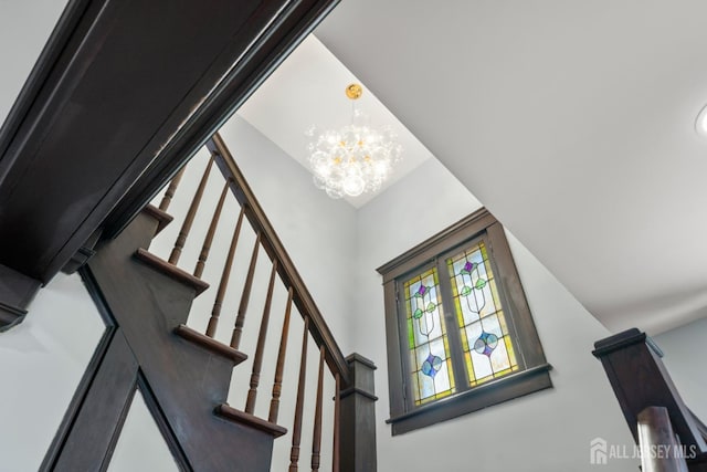 657 Amboy Ave, Edison, NJ 08837 - detailed view of a chandelier