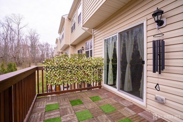 102 Matutina Rd, Monroe, NJ 08831 - view of wooden deck