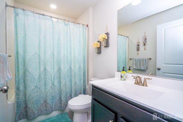 102 Matutina Rd, Monroe, NJ 08831 - full bath featuring vanity and shower / tub combo with curtain