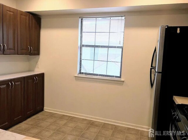 604 Woodbridge Commons Way, Iselin, NJ 08830 - photo 4