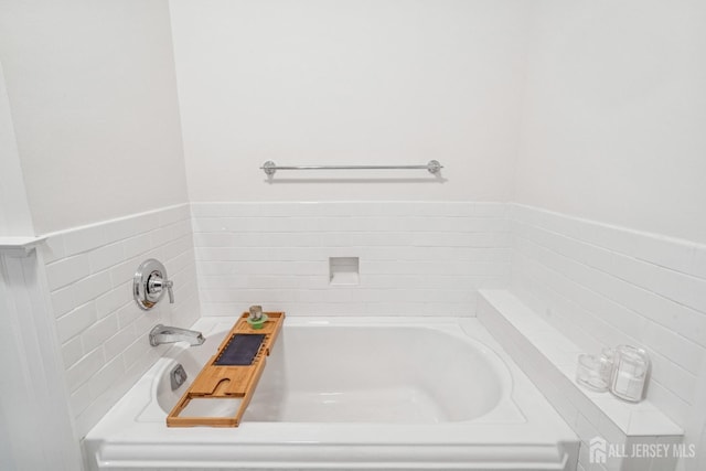 59 S Main St, Cranbury, NJ 08512 - full bath with a bath