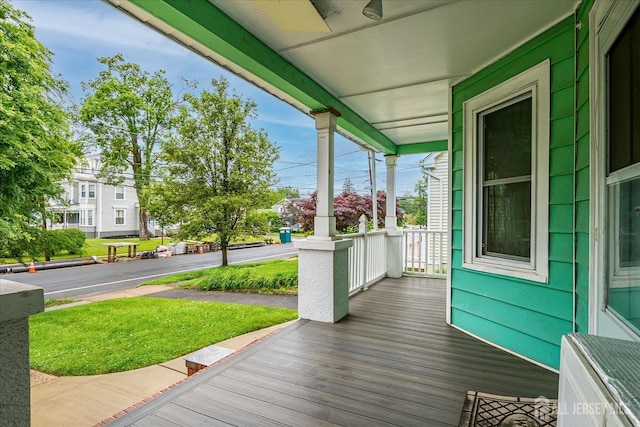311 Prospect Ave, Dunellen, NJ 08812 - view of porch