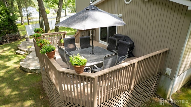 15 Timber Rd, East Brunswick, NJ 08816 - deck featuring area for grilling and outdoor dining area