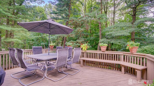 15 Timber Rd, East Brunswick, NJ 08816 - wooden deck with outdoor dining area