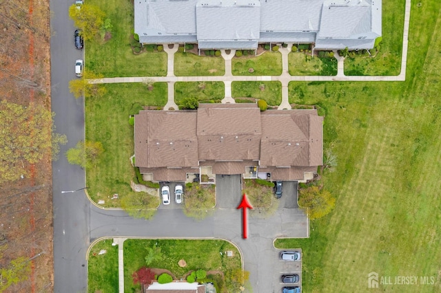 938 Thomas Ave, North Brunswick, NJ 08902 - aerial view of property and surrounding area