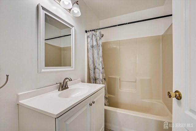 230 S 10th Ave S, Highland Park, NJ 08904 - bathroom with vanity and shower / tub combo