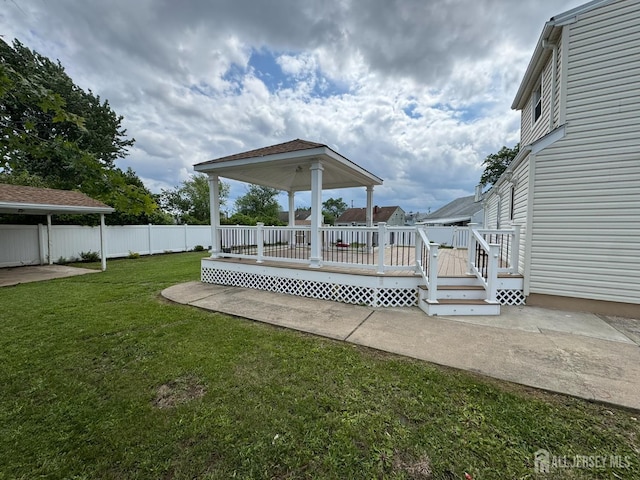 860 Barry Ave, Perth Amboy, NJ 08861 - view of yard with a wooden deck and a patio