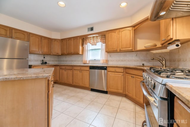 1541 Edly Cove Ct, North Brunswick, NJ 08902 - photo 14