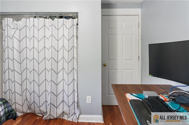 16 Lafayette Ave, Edison, NJ 08837 - home office with wood finished floors