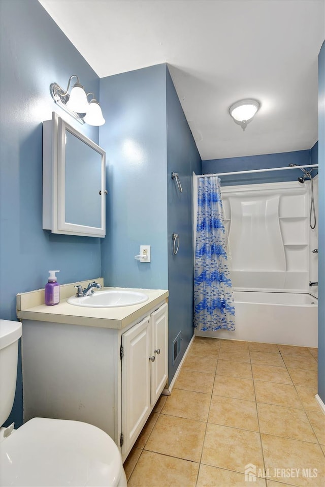 65 Brookview Cir, Jamesburg, NJ 08831 - bathroom featuring visible vents, tile patterned floors, vanity, toilet, and shower / bathtub combination with curtain