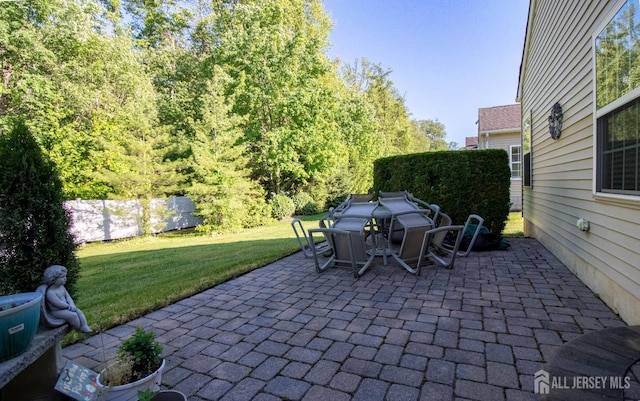 128 Fontaine Ct, Monroe, NJ 08831 - view of patio / terrace with outdoor dining area