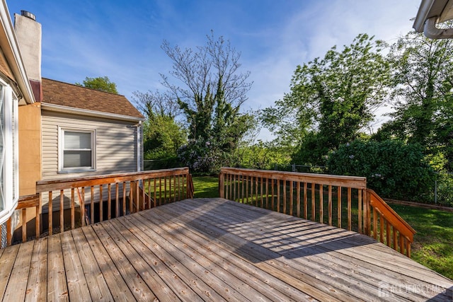 109 Russell St, Woodbridge Proper, NJ 07095 - deck featuring a lawn