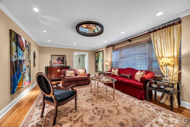 10 Margie Rd, East Brunswick, NJ 08816 - living area featuring wood finished floors, crown molding, recessed lighting, and baseboards