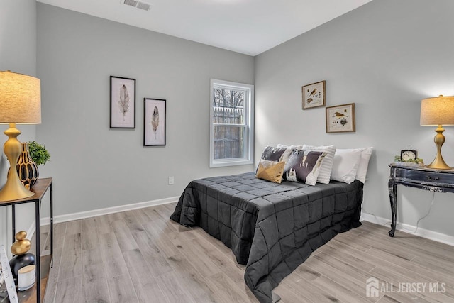 28 Kenmore Rd, Edison, NJ 08817 - bedroom featuring light wood-style floors and baseboards