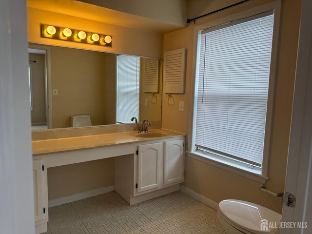 112 Biscayne Ct Unit 8, West Windsor, NJ 08540 - half bath with toilet and vanity