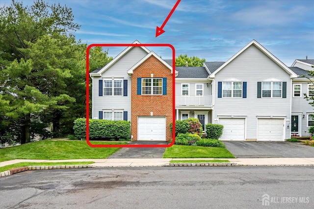 7 Cambridge Ct, East Brunswick, NJ 08816 - view of front of property with driveway, a front lawn, and a garage