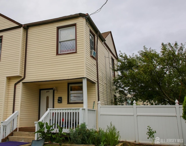 view of front of house with a porch