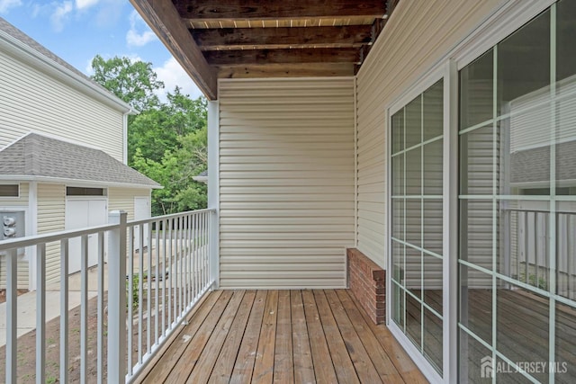116 Forest Dr, Piscataway, NJ 08854 - view of balcony