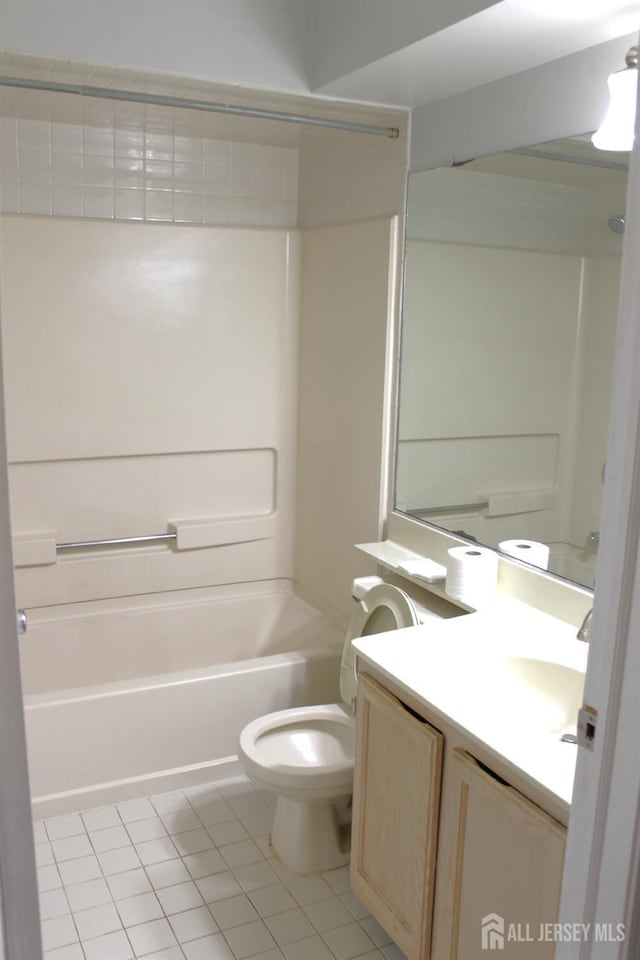 1712 Waterford Dr, Edison, NJ 08817 - photo 20