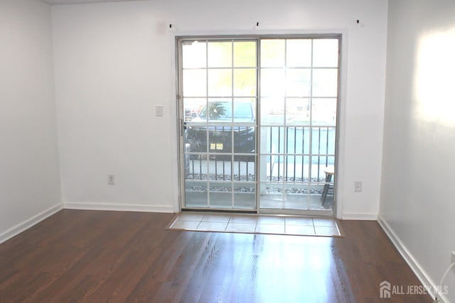 1712 Waterford Dr, Edison, NJ 08817 - photo 32