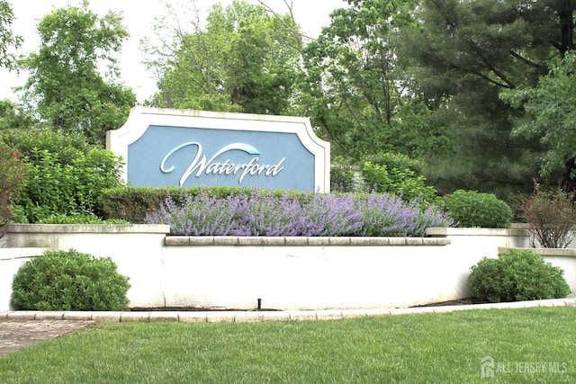 1712 Waterford Dr, Edison, NJ 08817 - photo 2