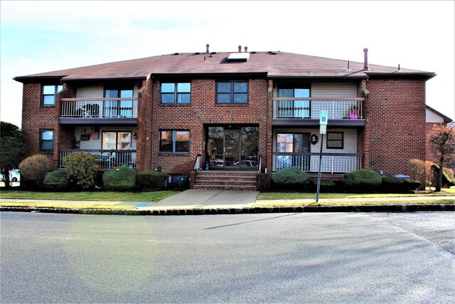 view of building exterior