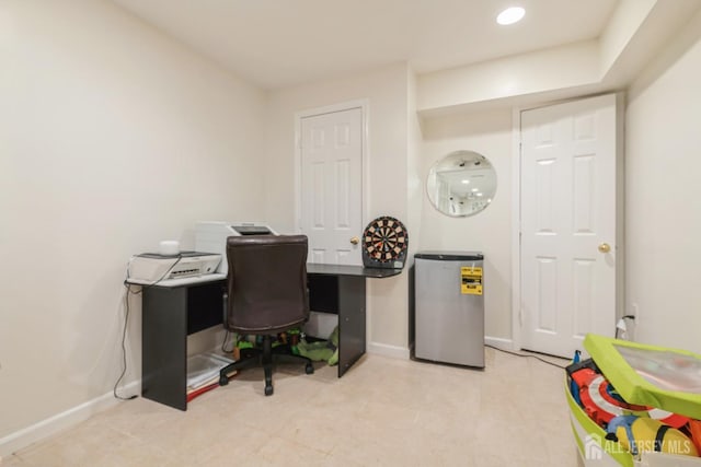 1404 Yarrow Cir S, Brunswick, NJ 08810 - office area with baseboards