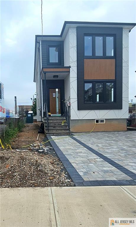 374 Oak St, Perth Amboy, NJ 08861 - view of contemporary house