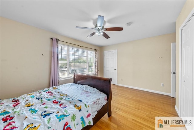 19 Edgegrove St, Edison, NJ 08837 - bedroom featuring light wood-style flooring and a ceiling fan