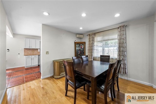 19 Edgegrove St, Edison, NJ 08837 - dining room with light wood-type flooring and recessed lighting
