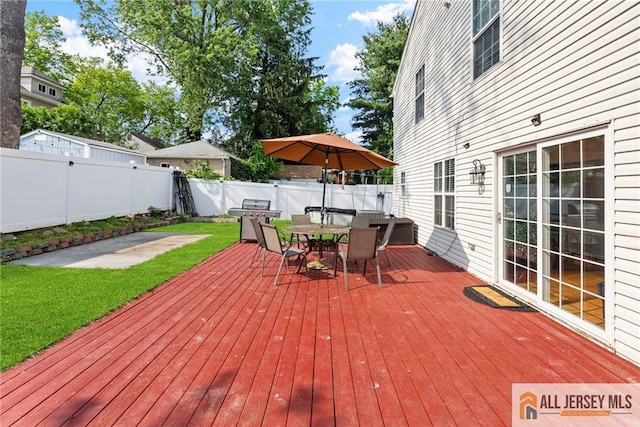 19 Edgegrove St, Edison, NJ 08837 - deck featuring outdoor dining area, a fenced backyard, and area for grilling