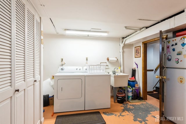 157 Orange St, Edison, NJ 08817 - washroom with independent washer and dryer