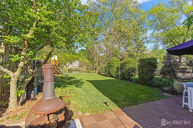 307 S 4th Ave, Highland Park, NJ 08904 - view of yard with a patio