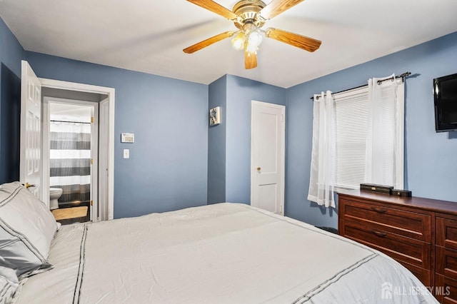 bedroom with ceiling fan