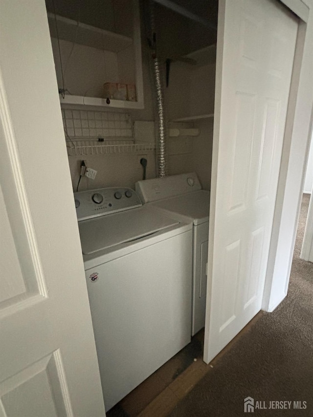 6-A Aspen Plz, Monroe, NJ 08831 - laundry room featuring separate washer and dryer