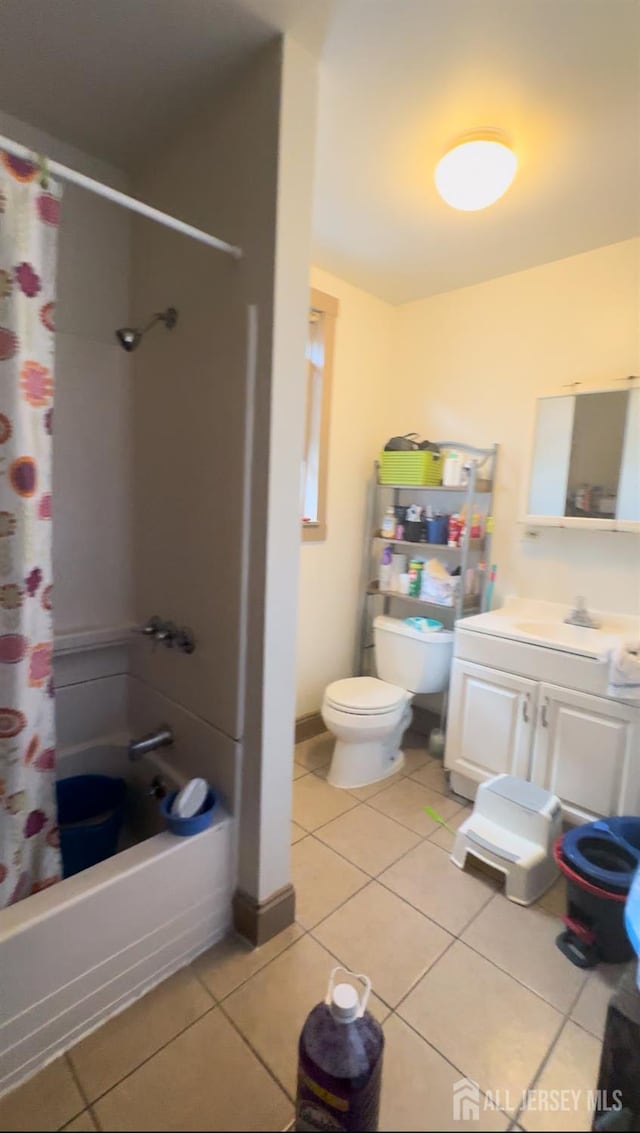 385 Sandford St, New Brunswick, NJ 08901 - bathroom featuring tile patterned flooring, shower / tub combo, and vanity