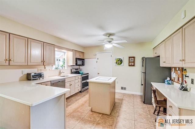 56 Monroe Ave, Edison, NJ 08820 - photo 14