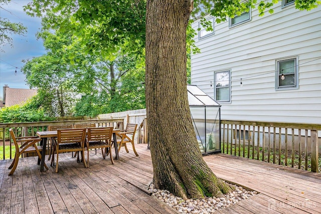 414 Graham St, Highland Park, NJ 08904 - deck with outdoor dining space