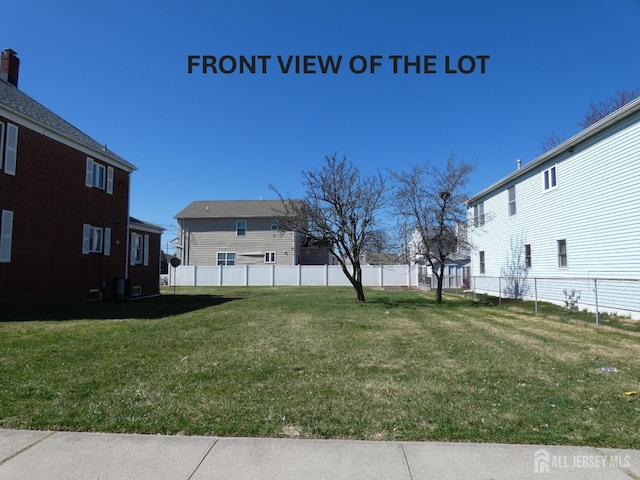 123 Heald St, Carteret, NJ 07008 - view of yard
