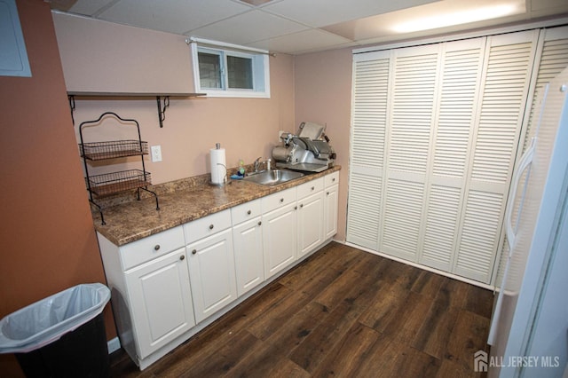 1 Stradford Rd, Sayreville, NJ 08859 - bar featuring dark wood-type flooring and a drop ceiling