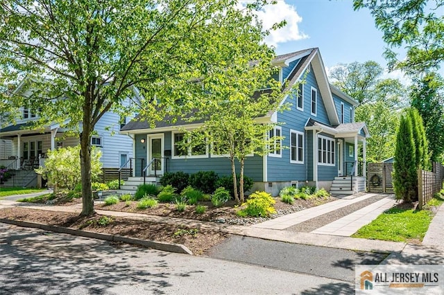 12 S 8th Ave, Highland Park, NJ 08904 - view of front of home