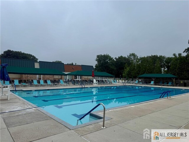 546 Cornus Plz Unit C, Monroe, NJ 08831 - community pool with a patio area