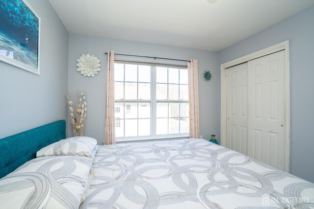 345 Morning Glory Dr, Monroe, NJ 08831 - bedroom featuring a closet