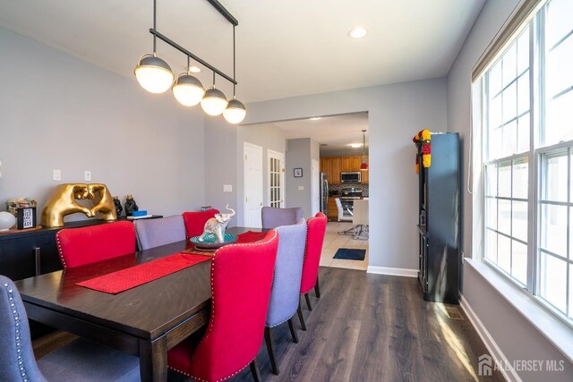 345 Morning Glory Dr, Monroe, NJ 08831 - dining room with dark wood-type flooring, recessed lighting, and baseboards