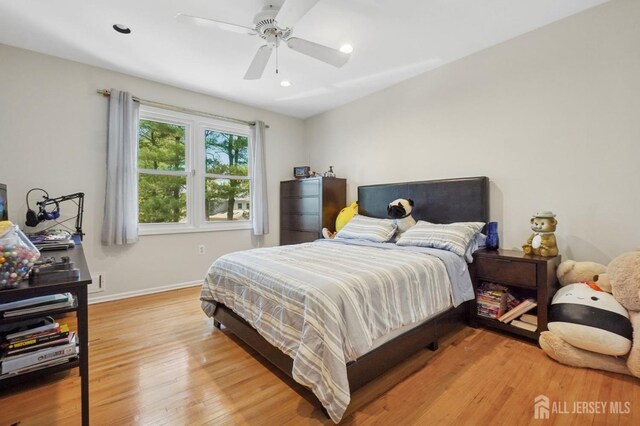 4 Franklin Ct, East Brunswick, NJ 08816 - bedroom with light wood-style floors, baseboards, ceiling fan, and recessed lighting