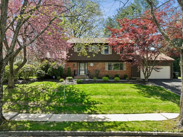 4 Franklin Ct, East Brunswick, NJ 08816 - photo 2