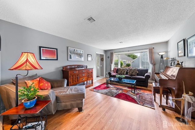 571 Westport Ln Unit A, Monroe, NJ 08831 - photo 5